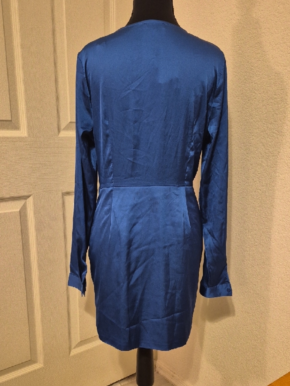 Fashion Nova Royal Blue Satin Twist-Front Long Sleeve Dress - Picture 2 of 6